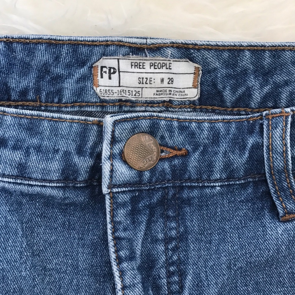 FREE PEOPLE Denim Shorts - Picture 6 of 6
